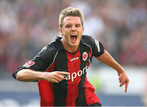 他的存在不 他的存在不